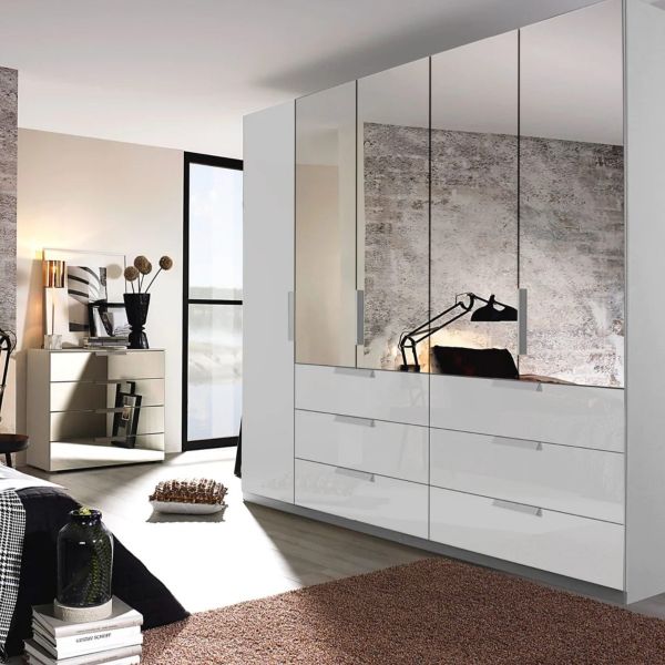Rauch Miramar 5-Door Hinged Combi Wardrobe 5 Door White Wardrobe 250CM Hinged Door Wardrobe 2.5M Luxury Hinged Door WardrobeHinged wardrobe Tate 4 with 5 doors 251cm [Glass Crystal White]